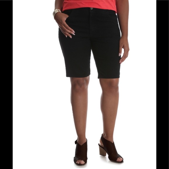 Riders by Lee Womens Black Denim Bermuda Shorts Size 26W New - Picture 1 of 5